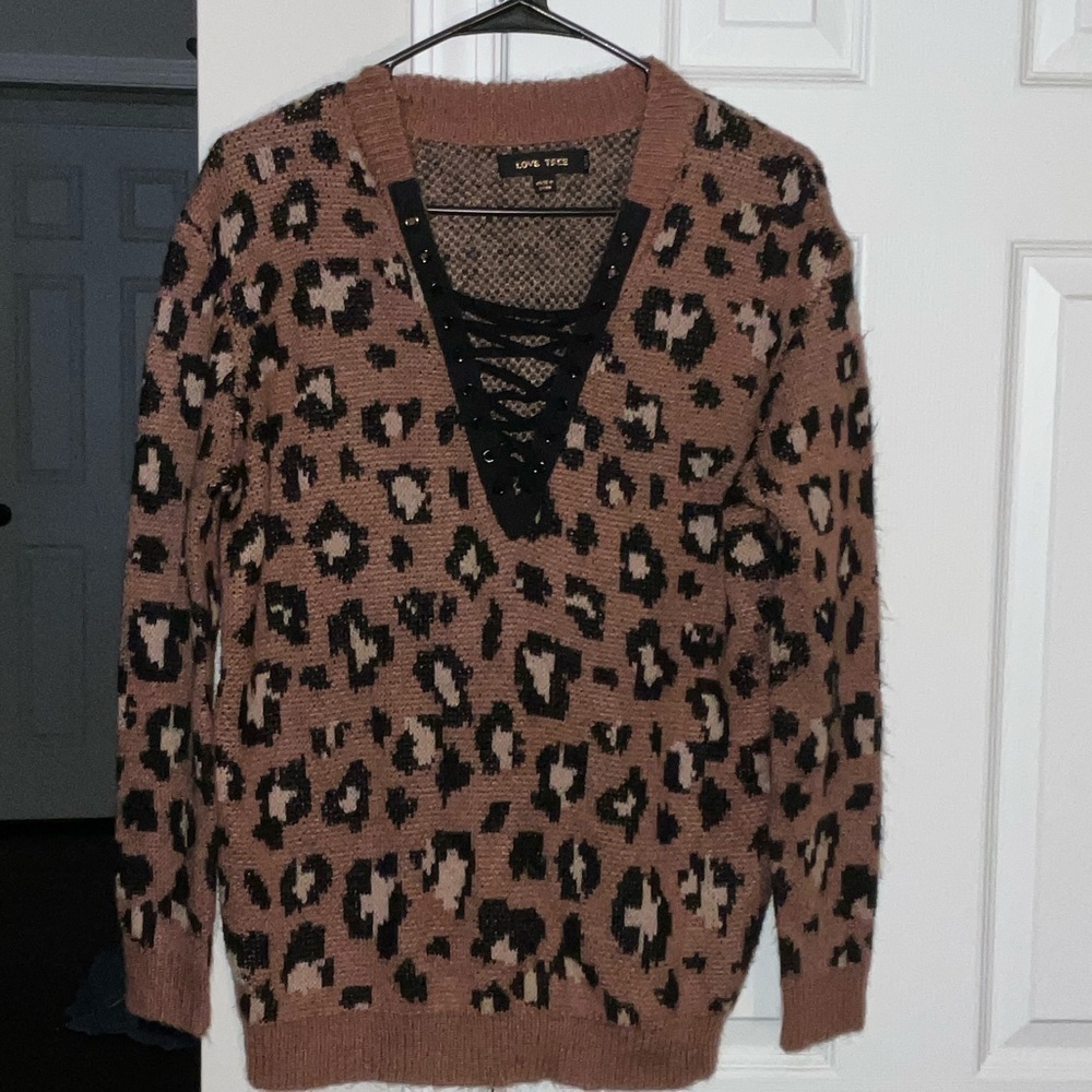 Love Tree Brown Leopard V-Neck Sweater